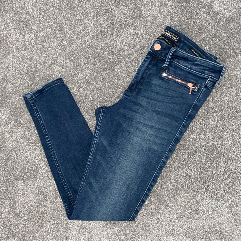 A&F Super Skinny Ankle Jeans Women’s Size 27